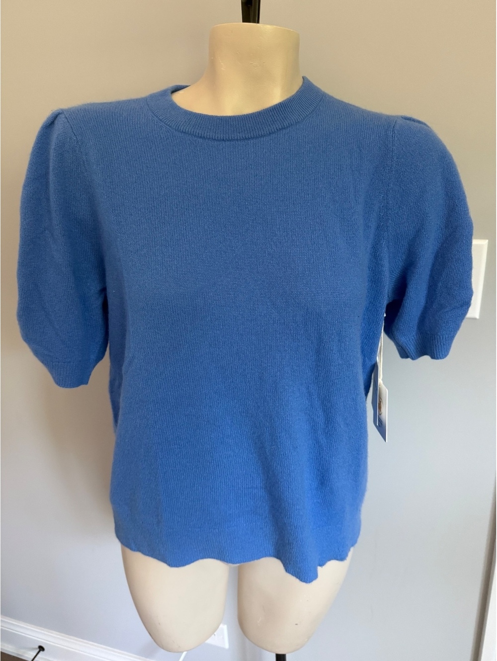 Nordstrom Women's Blue 100% Cashmere Crew Neck Sweater with Ruched Sleeves